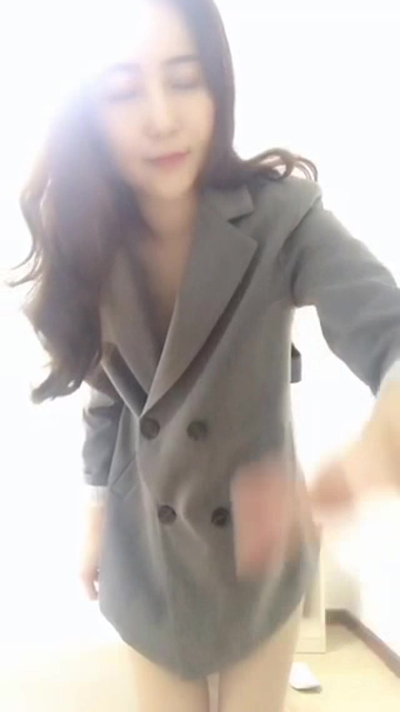 私圈流出廈門航空空姐第二季步入正軌稍微開竅絲襪撕裂沐浴看著她性格逼毛嬌喘忍不住要擼一炮