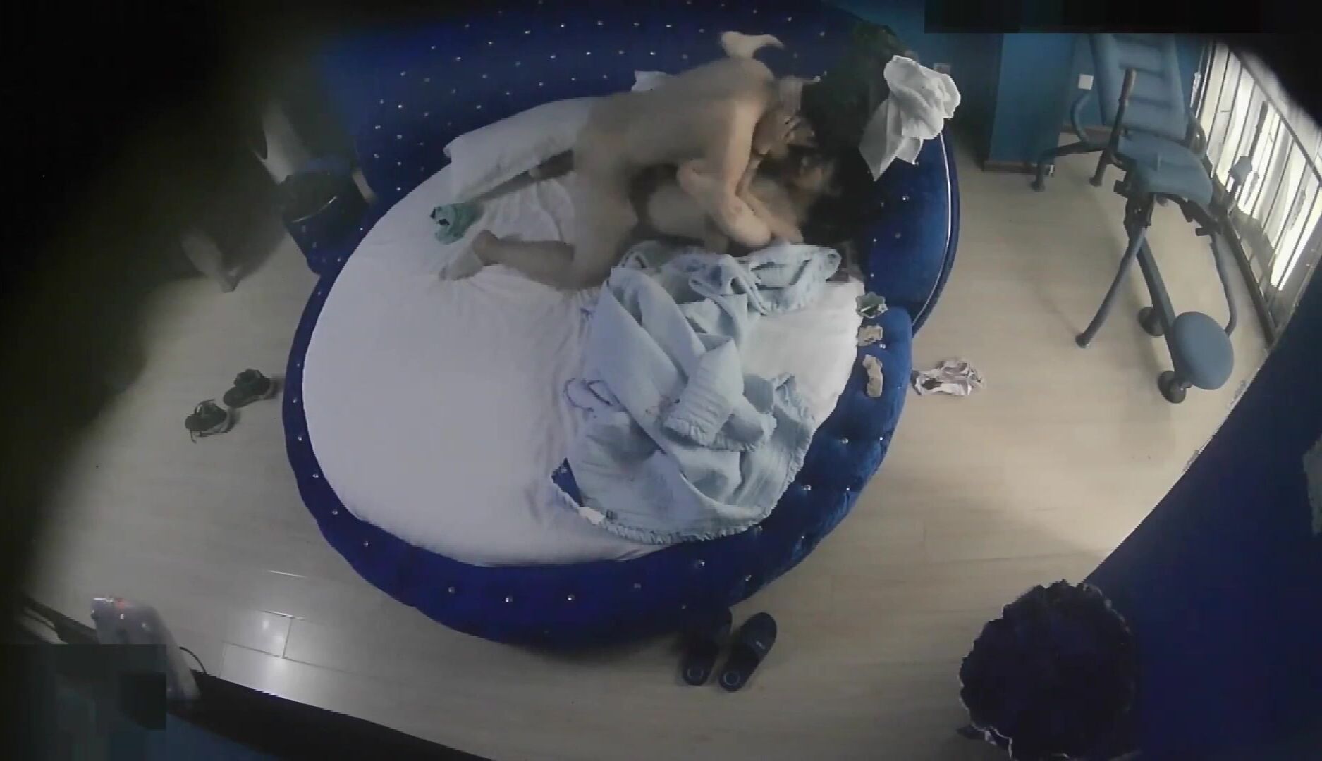 情趣酒店稀有臺專業炮房偷拍 小夥睡醒激戰苗條女友後入射屁股上高畫質無水印
