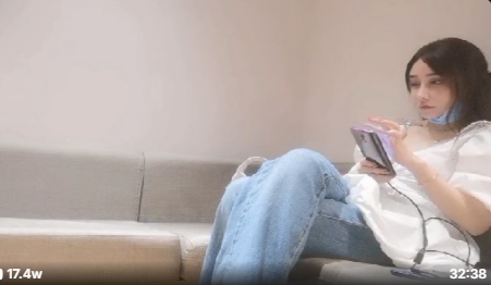 糖心探花- 疫情期間都還在玩外圍女