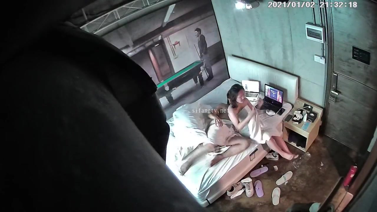 臻品360 酒店工業風主題套房偷拍大學生情侶假期開房激情做愛瀏覽特別網頁