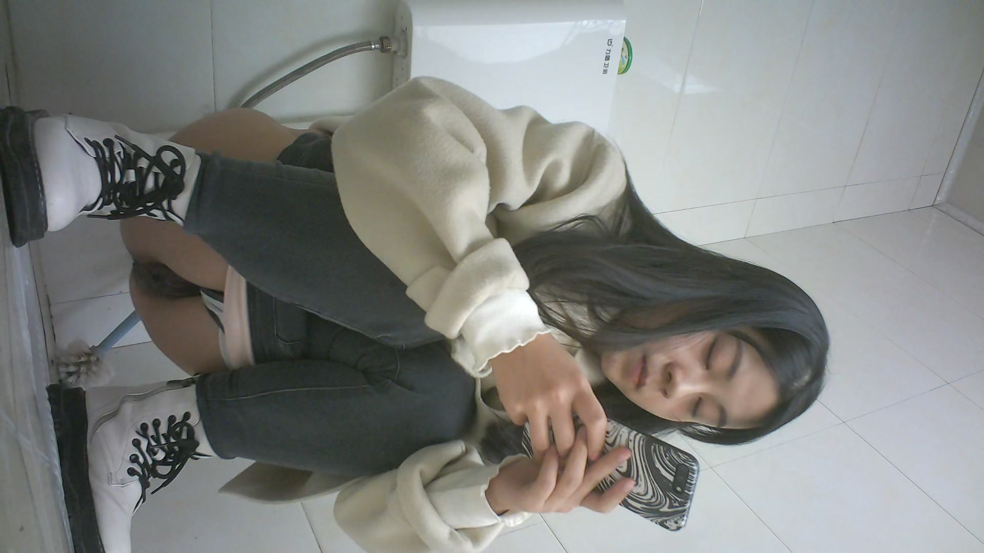 顏值線上的漂亮小妞BB真肥