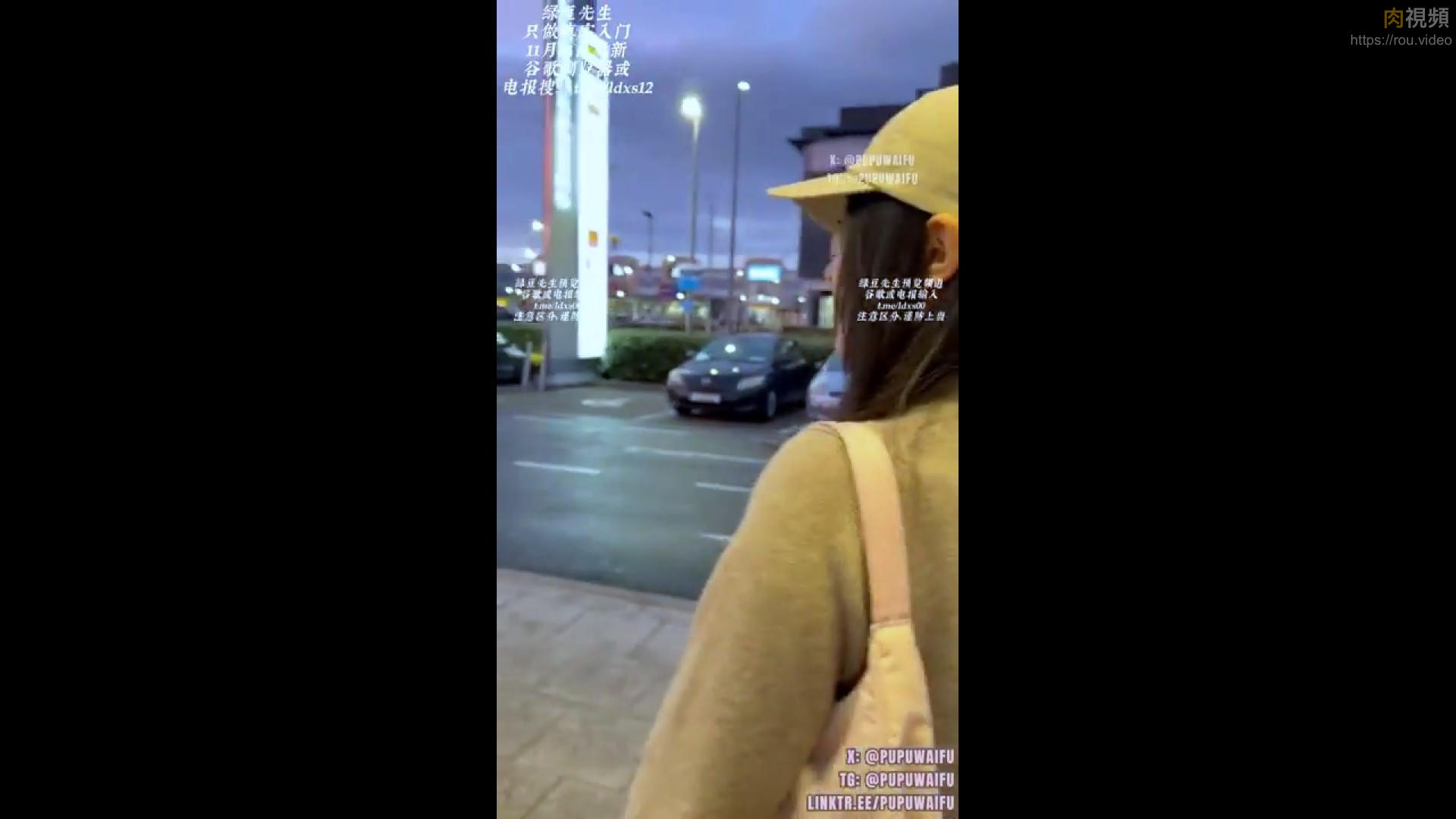 肯德基接精 吃著肯德基，趁他上洗手間的時機，再榨他一回精，回到座位發現嘴上還有精液 Pupu噗噗