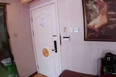 中國自拍 抖音約的清純女大學生 全程無套操逼 中國自拍 抖音約的清純女大學生 全程無套操逼