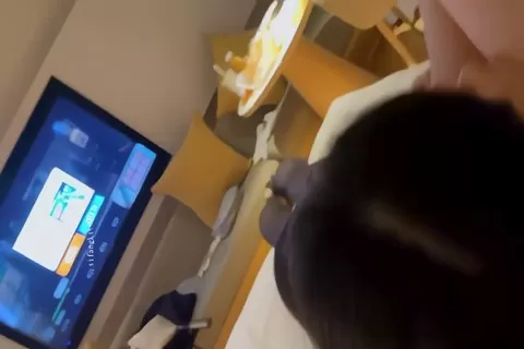 中國自拍外流 上海美女葉璇青島旅拍Vlog 白天旅行晚上做愛 好反差要打屁股